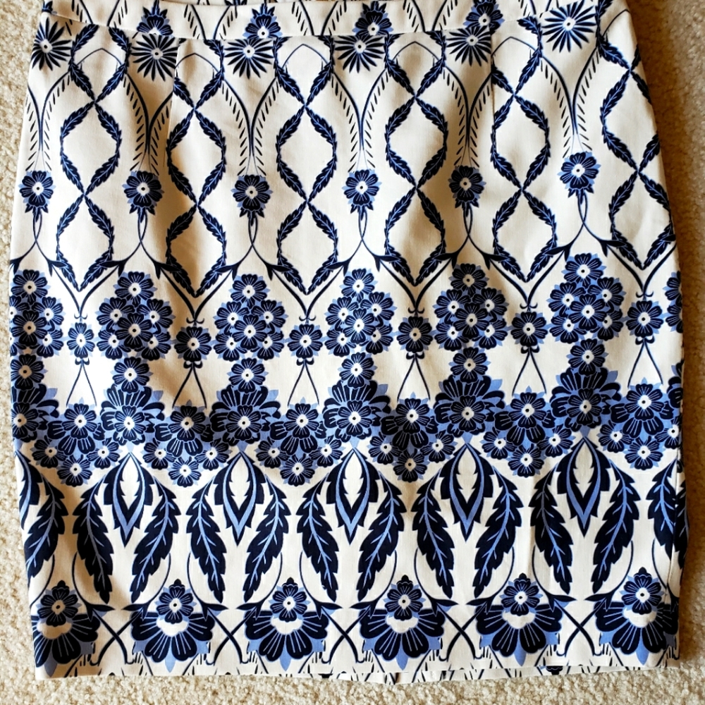 Lila Rose Floral Pencil Skirt